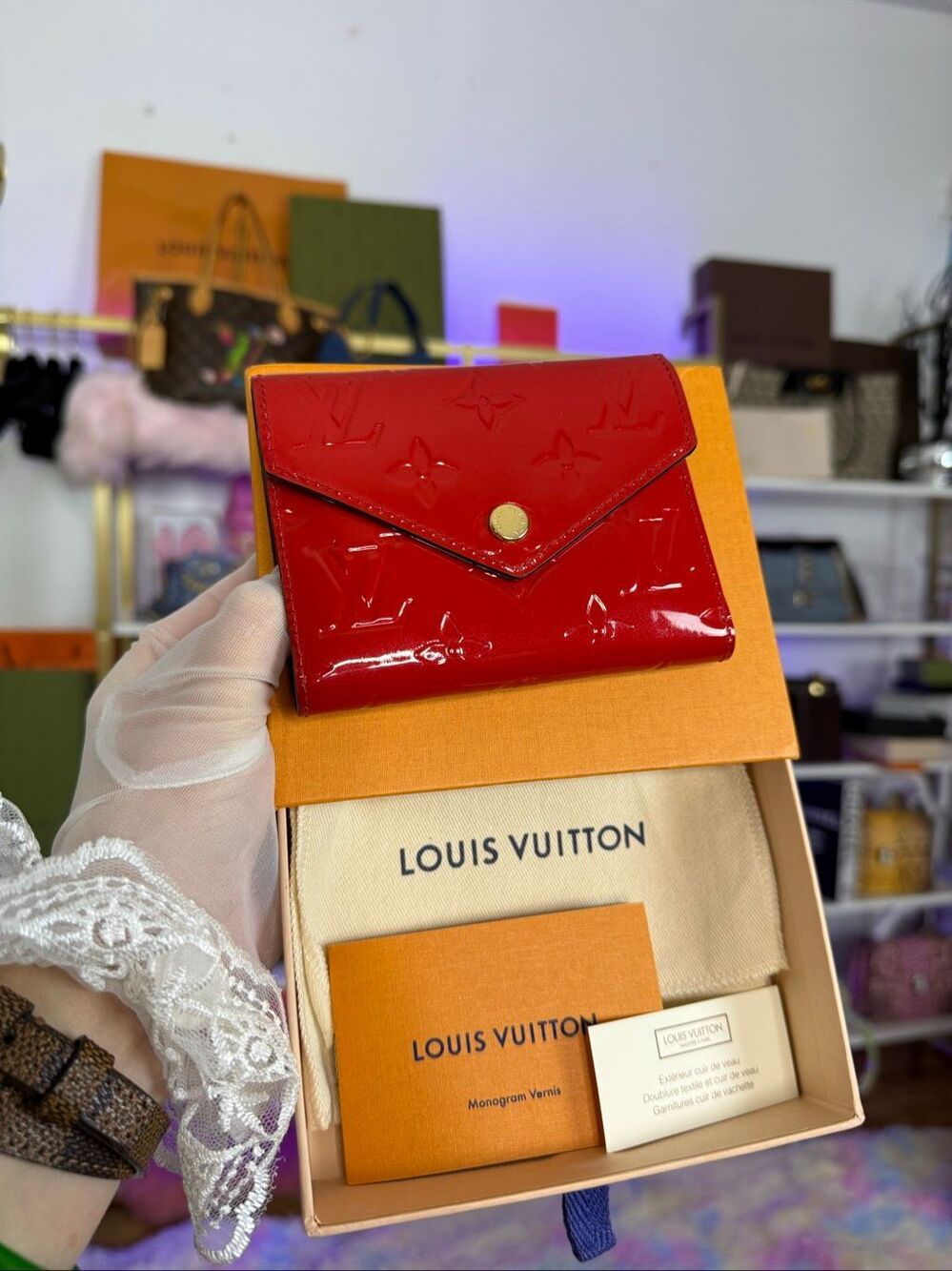 New Louis Vuitton Wallet Victorine Monogram Vernis Cerise Cherry leather Wallet